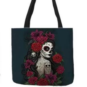 New Casual Handbag in Woman Totes Catarina Skull Art tattoo.
